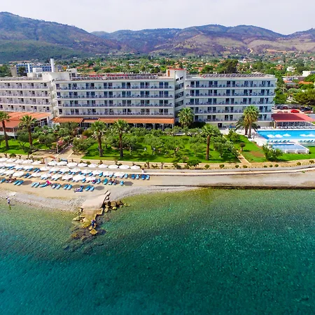 Calamos Family Club Hotel Kalamos (Attica)